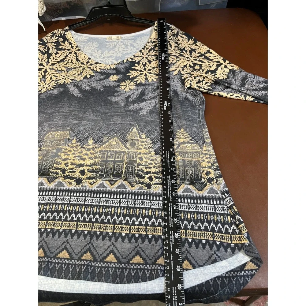 One World Winter Village Snowflake Gold Black V-Neck Long Sleeve Top‎ XXL